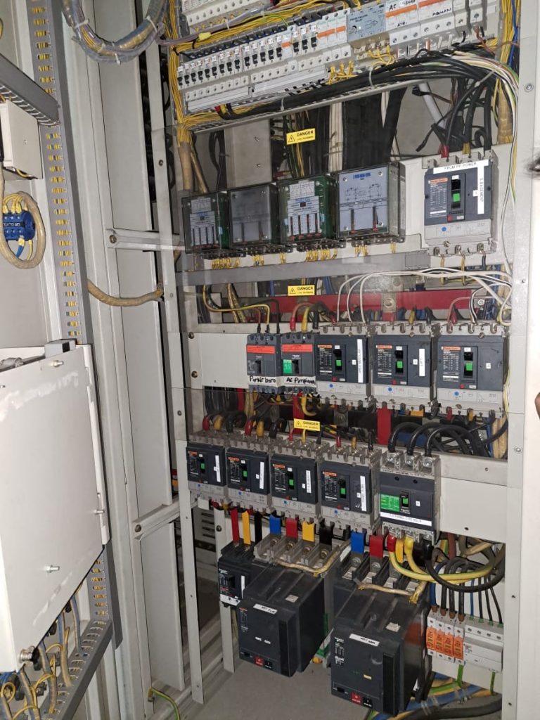 Spesialis Listrik Rudy Jaya | Perbaikan dan Service Listrik Jakarta | Spesialis Instalasi Listrik Jakarta | 085280985750