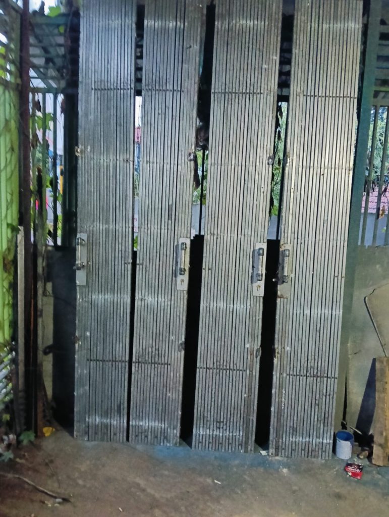 Bengkel Sinar Jaya Foldinggate | Spesialis Foldinggate Bogor| Spesialis Bengkel Las Bogor | 085217145289