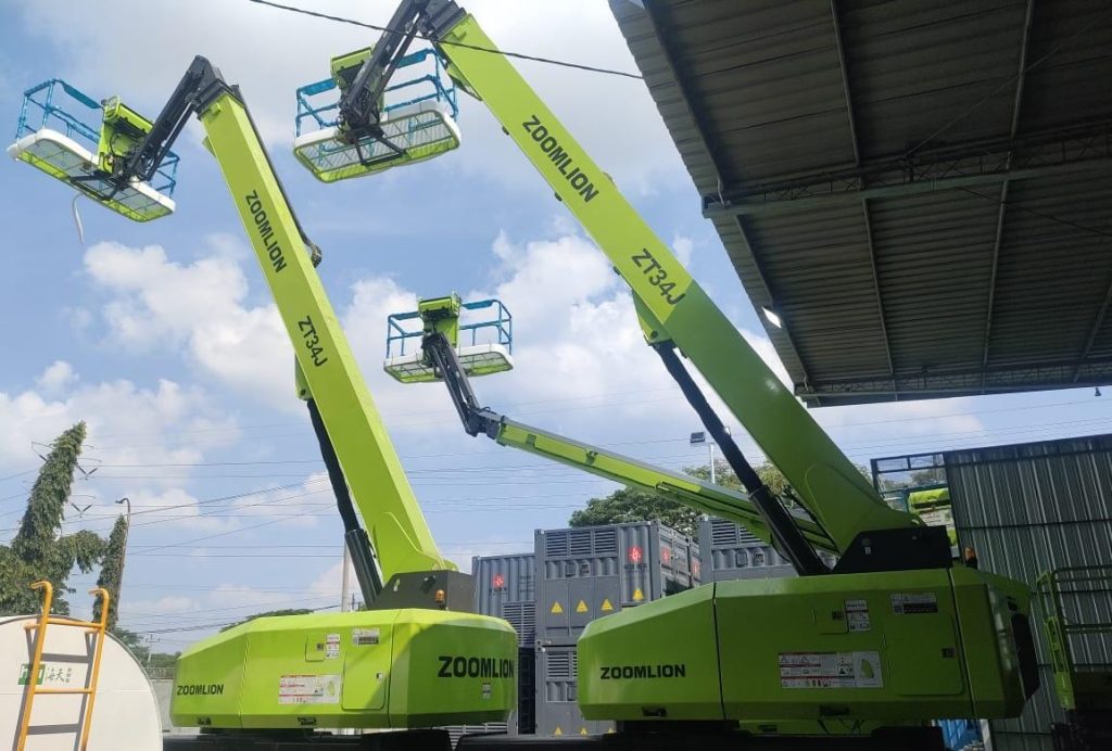 PT Surya Trias Gemilang | Spesialis  Rental Boomlift Surabaya | Ahli Sewa Scissorlift Surabaya | Spesialis Sewa Crane Surabaya | 08113150235