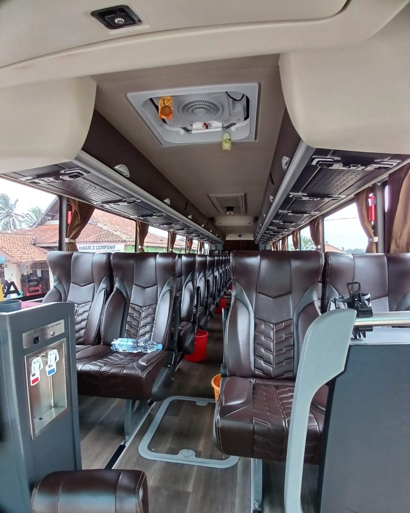 KPN Trans Wisata Palembang | Sewa Bus Pariwisata Palembang | 081373103131