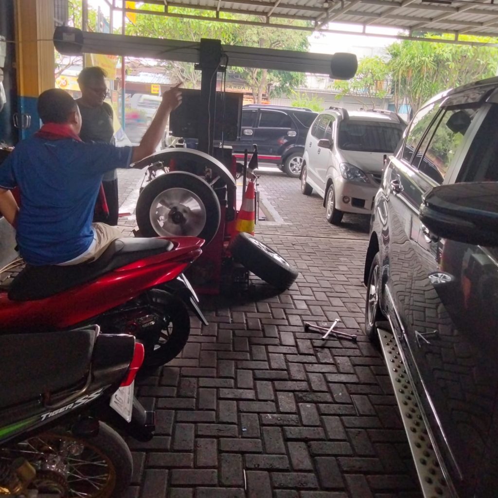 Bengkel Berlian Sidoarjo | Spesialis Power Steering Sidoarjo | 081231220029