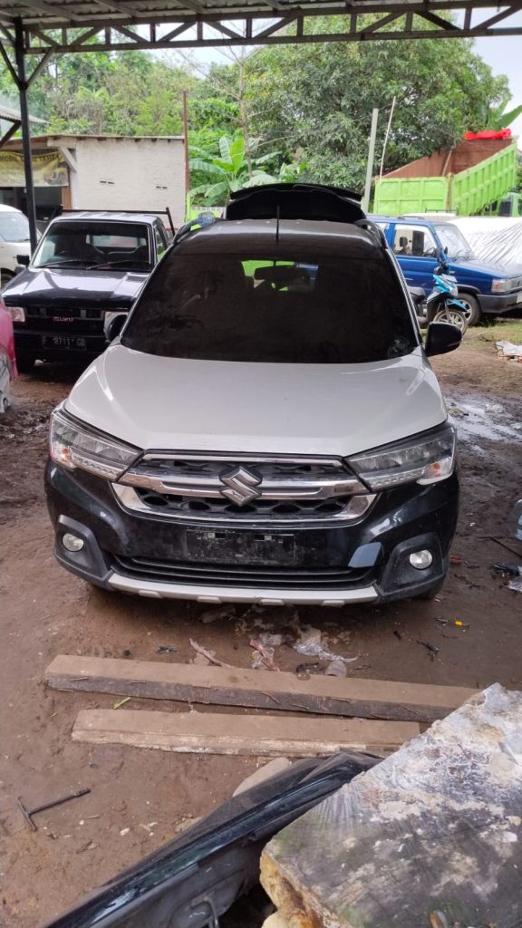 Bengkel Sapta Arga Kemanggisan | Bengkel Body Mobil Tangerang | Spesialis Bengkel Body Mobil Tangerang | 081295924008