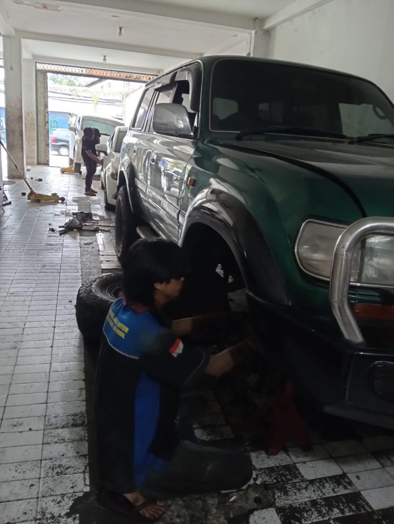 Bengkel Argo Motor | Spesialis Kaki Kaki Mobil Tangerang | Bengkel Kaki kaki Mobil Karawaci | Spesialis kaki kaki mobil karawaci | 081314214320