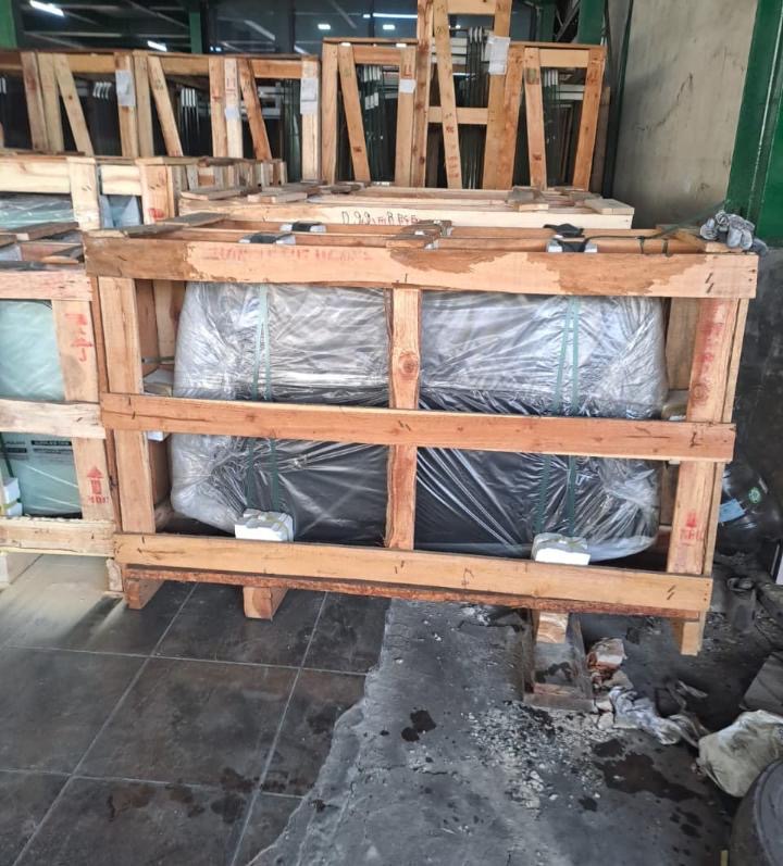 Wahyu Kaca Mobil Kaca Film Karawang | Pasang Kaca Mobil Karawang | Toko Kaca Film Mobil Karawang | 082229989451