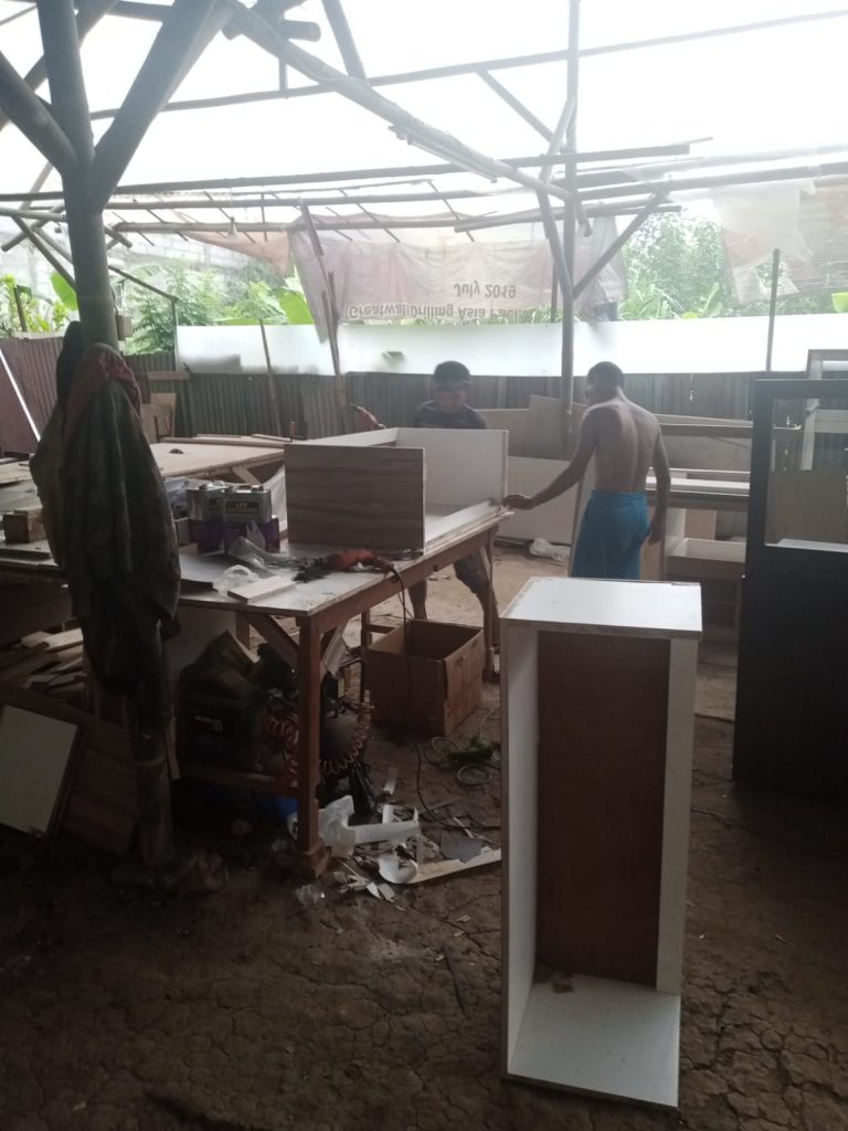 Ridwan Sofa Cibinong | Service Spring Bed dan Sofa Cibinong | Service Sofa dan Kitchen Set Cibinong | 085311489467